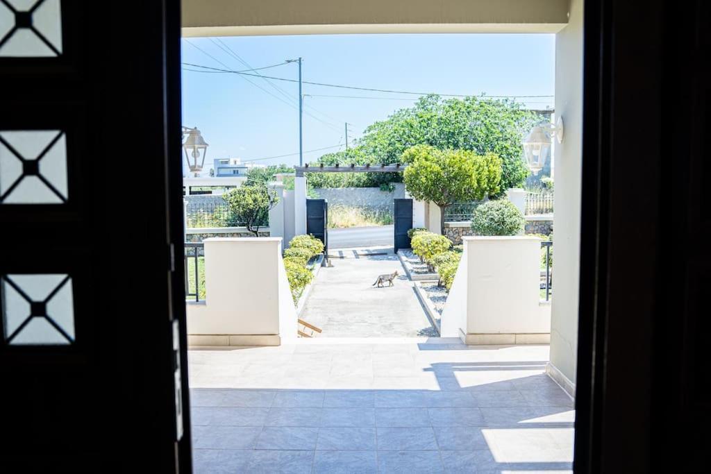 Luxury Apartments Platánion Dış mekan fotoğraf